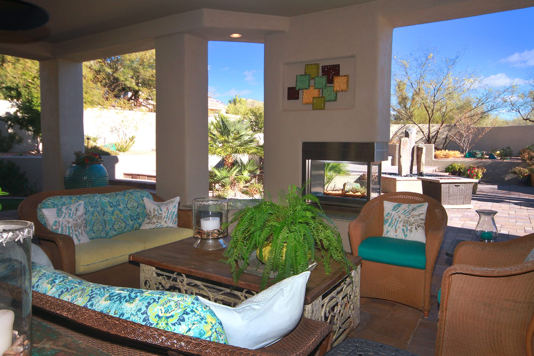 Esperero Canyon &mdash; signature detail