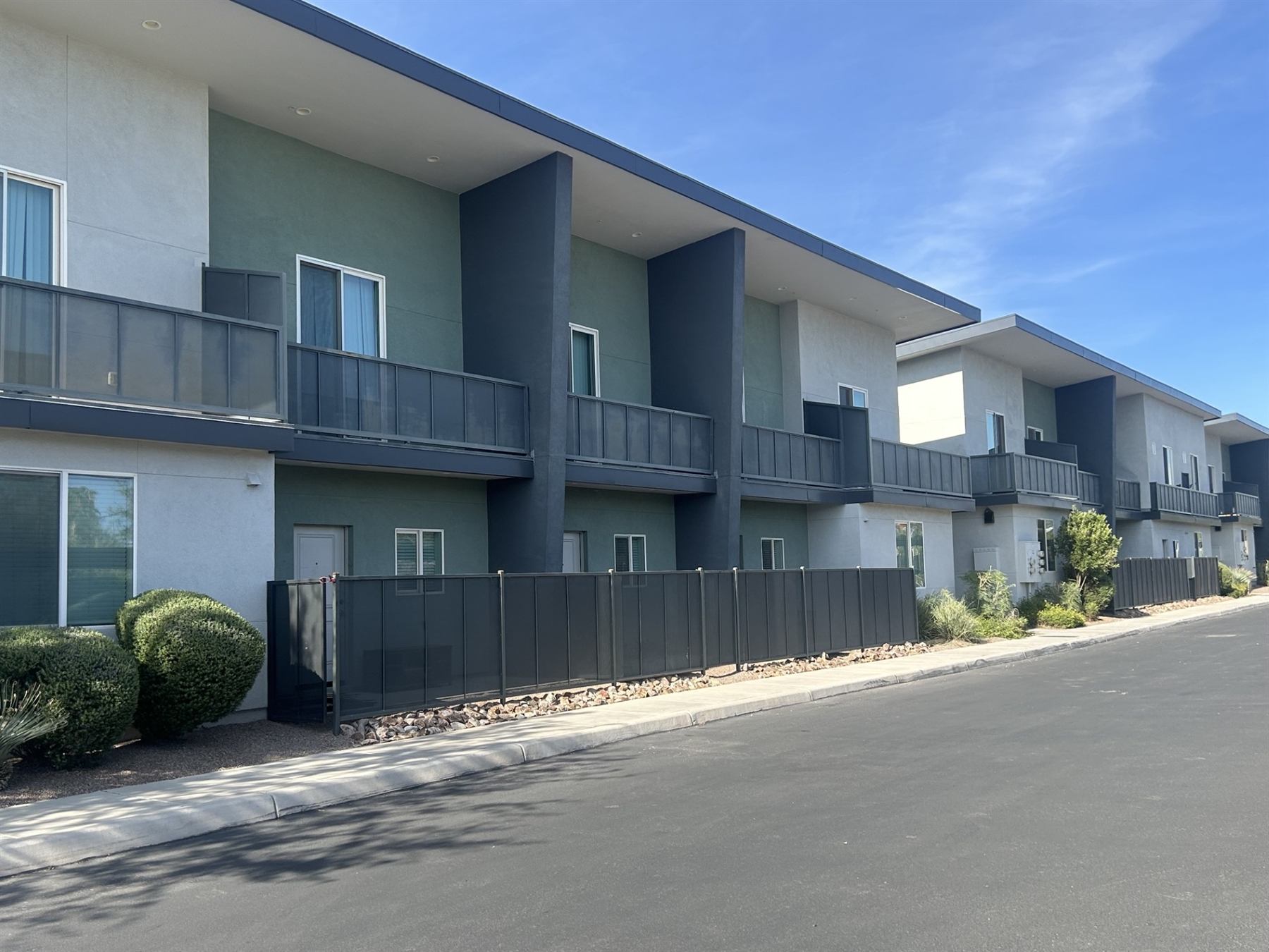 The Hedrick &mdash; street elevation on North Mountain Avenue, Tucson